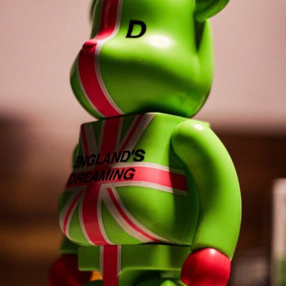 Jon Savage x Bearbrick 400% “England’s Dreaming” - Picture 3 of 5